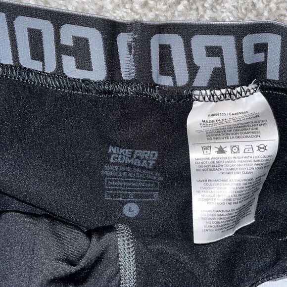 Black Nike women’s Compression tapered stretch Tights Pants L pro combat model - Picture 3 of 5
